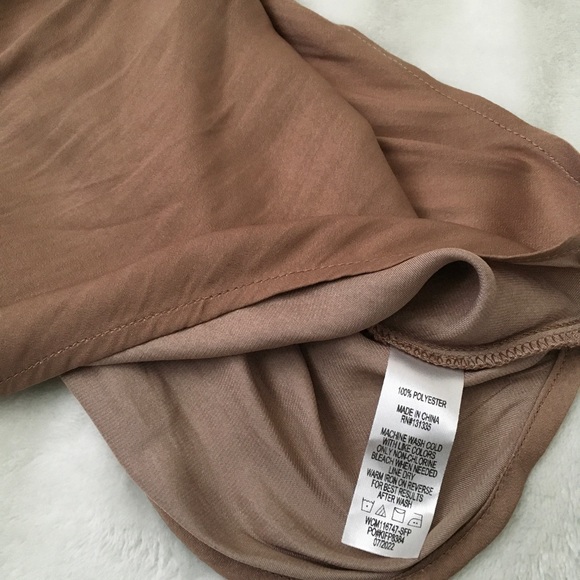 NWT Nine Britton Champagne River Cowl Neck Silk Blouse Size XS - Picture 11 of 13